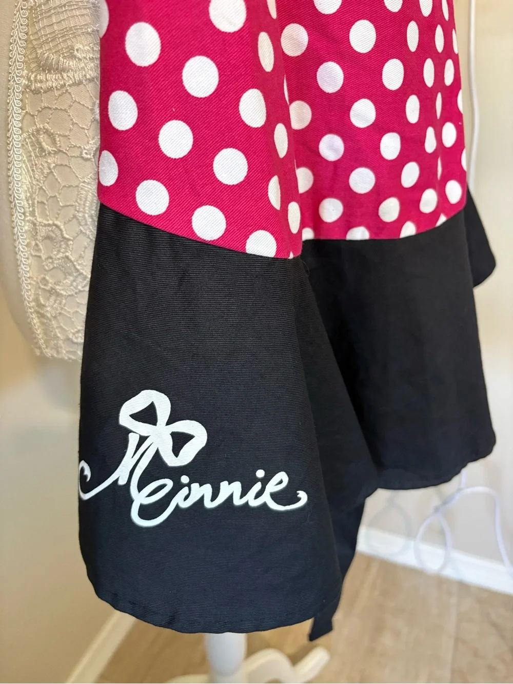 Disney Minnie Mouse Kids Apron NWT Pink Polka Dot Bow 100% Cotton chef costume